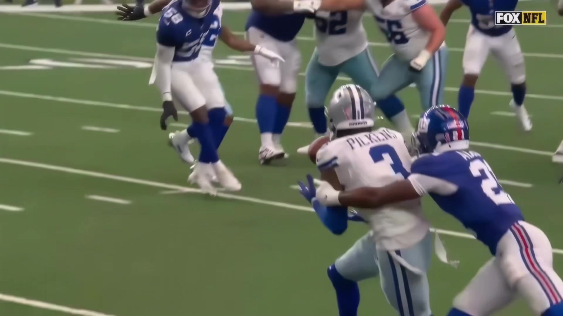 George Pickens// sorry for the quality#viral #fyp #nfl #stealers #cowboys
