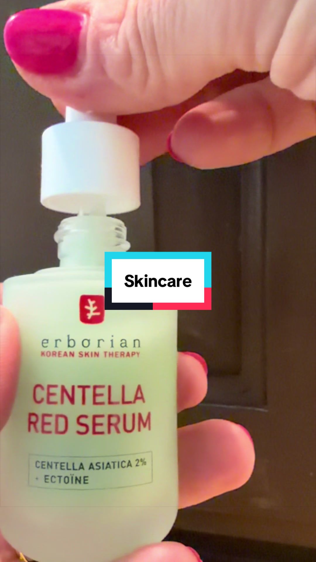 @ErborianUSA Centella red serum is my go to when my skin red or feeling sensitive. It instantly soothes and calms the...
