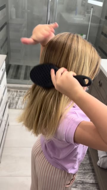Three girls. One brush. Zero drama? #iykyk Not a review… a miracle. Adding backups to cart immediately—and sharing be...