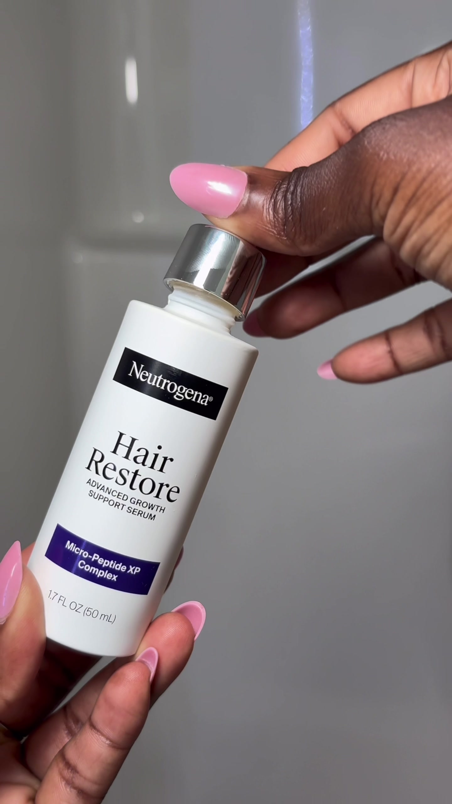 #AD Between the rain and my regular routine, my scalp needed some extra love 🌧️ Been using Neutrogena's Advanced Gro...