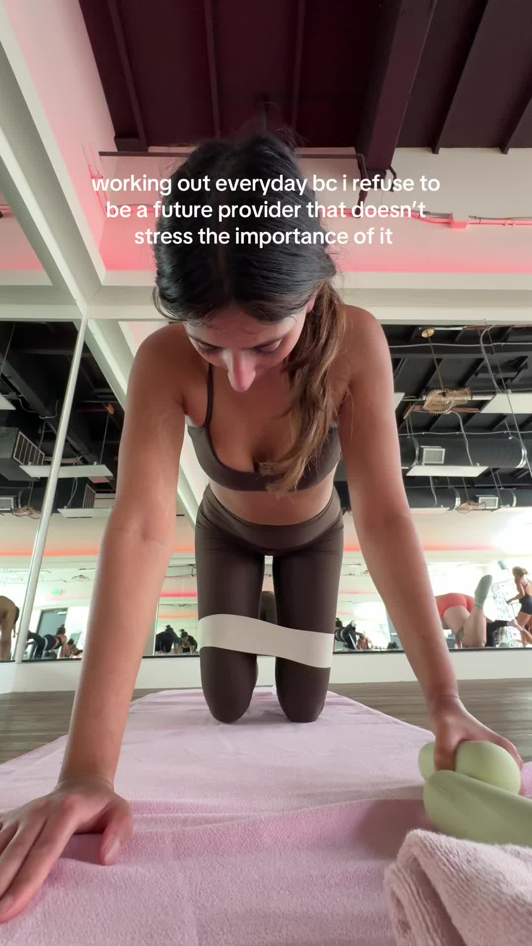 i practice what i preach 👏🏼 #pilates #matpilates #healthcareprovider #womeninmedicine #pilatesprincess