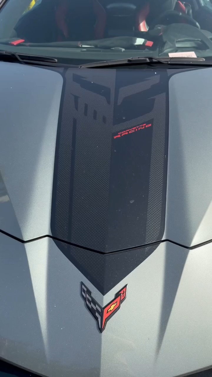 Vette needs a wash ;)