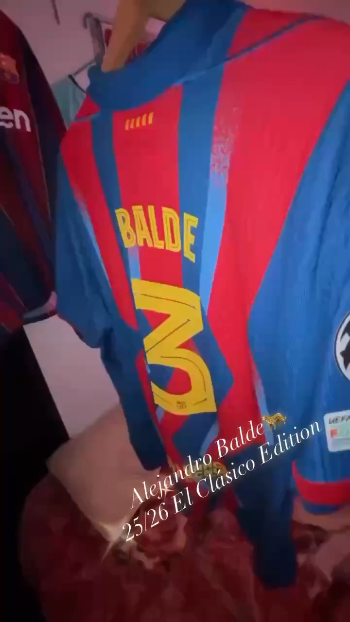 Alejandro Balde Jersey