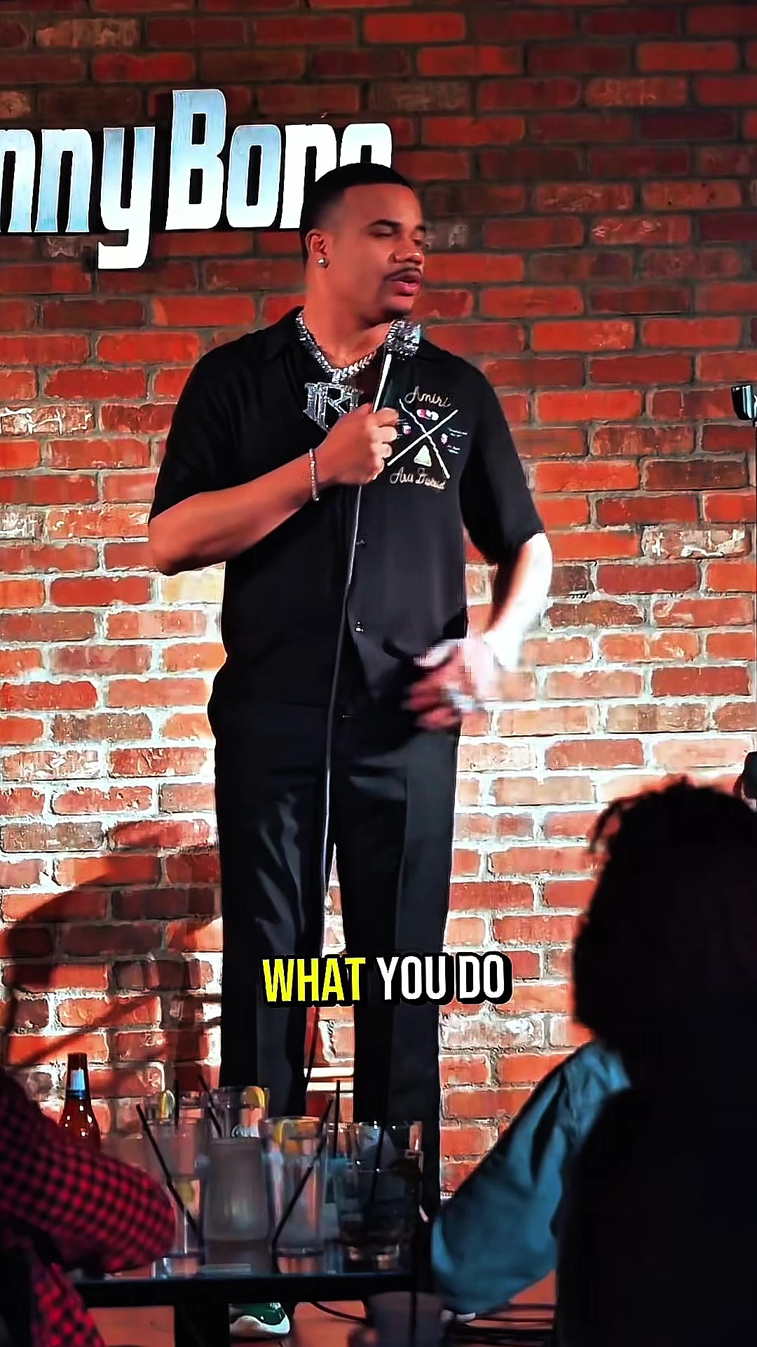 Dyon Brooks Had The Whole Crowd Laughing =#mojobrookzz #comedian #standup #crowdwork #problematticworldtour🌹🌹