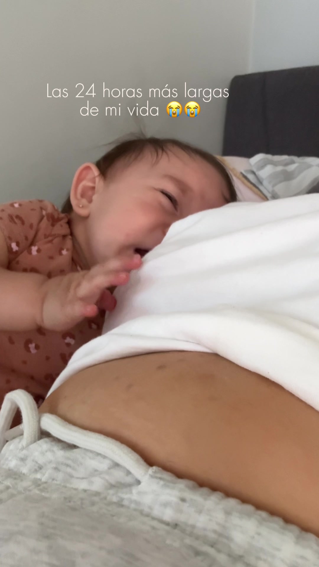 Hay momentos de la lactancia que nadie te cuenta… 🥺🤍 Hoy me tocó decirle “todavía no” a mi bebé cuando lo único que...