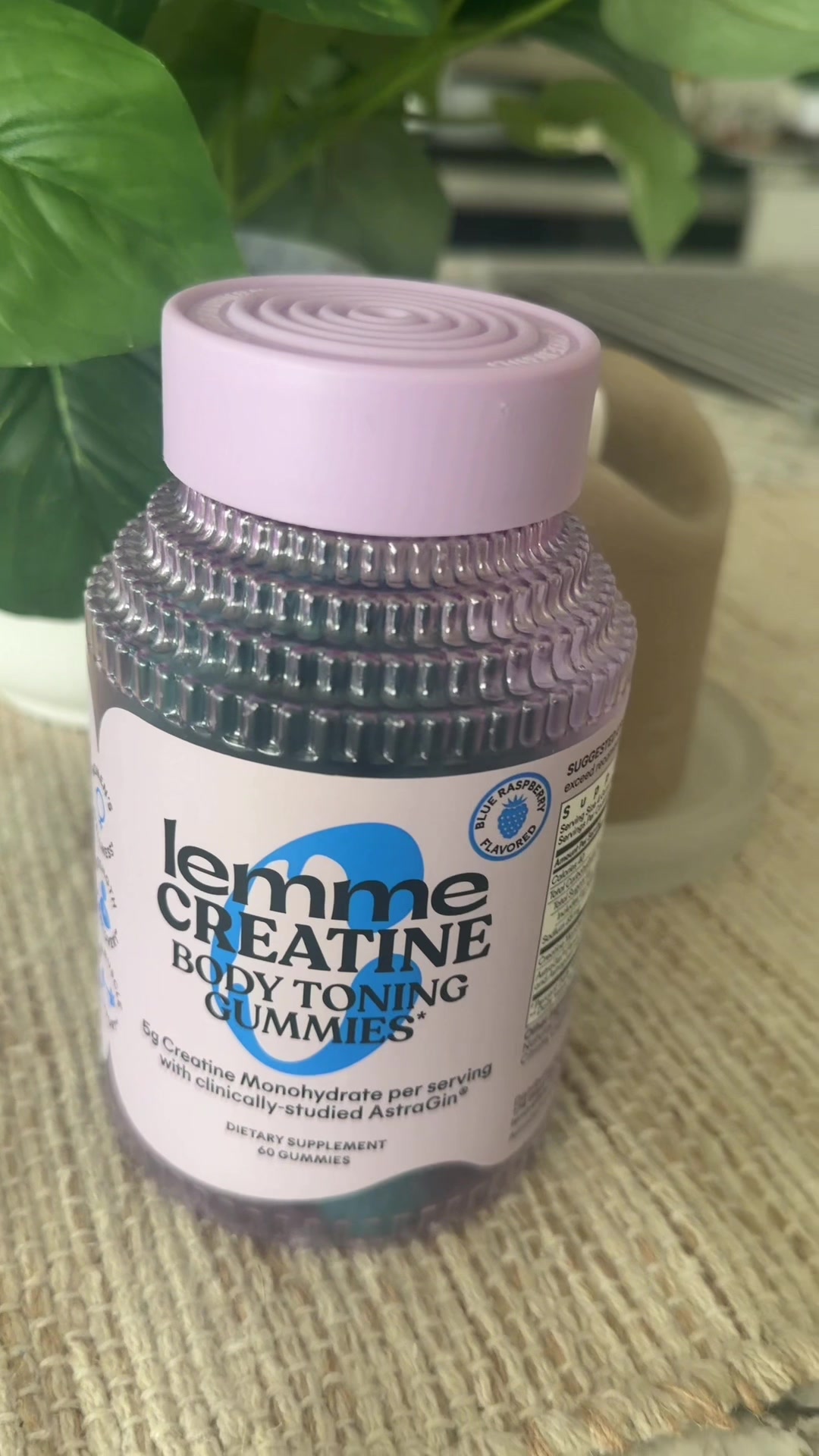 I’ve been adding @Lemme Creatine Body Toning Gummies into my routine, and can we talk about how convenient creatine i...