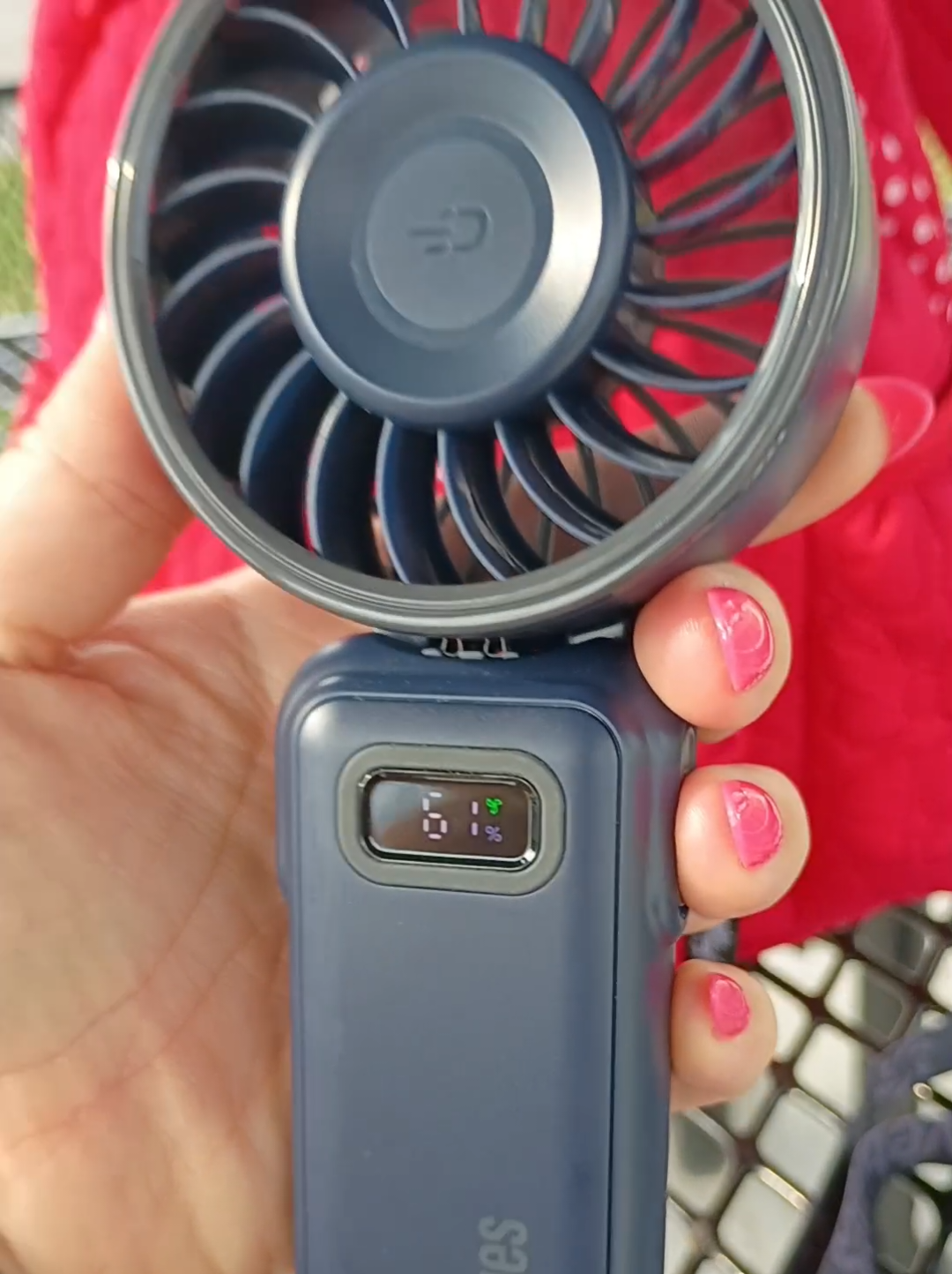 big fan of this little fan @Ocoopa #ocoopa #stayingcool #personalfan #handheldfan #tiktokshopsummersale
