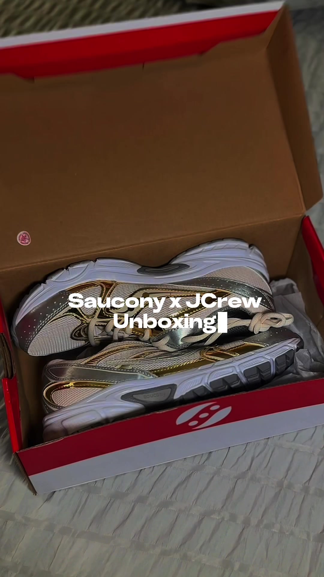 New in my rotation #CapCut #jcrew #saucony @Saucony @J.Crew #sneakerhead #sneakers #sneakerunboxing #unboxingvideo #u...