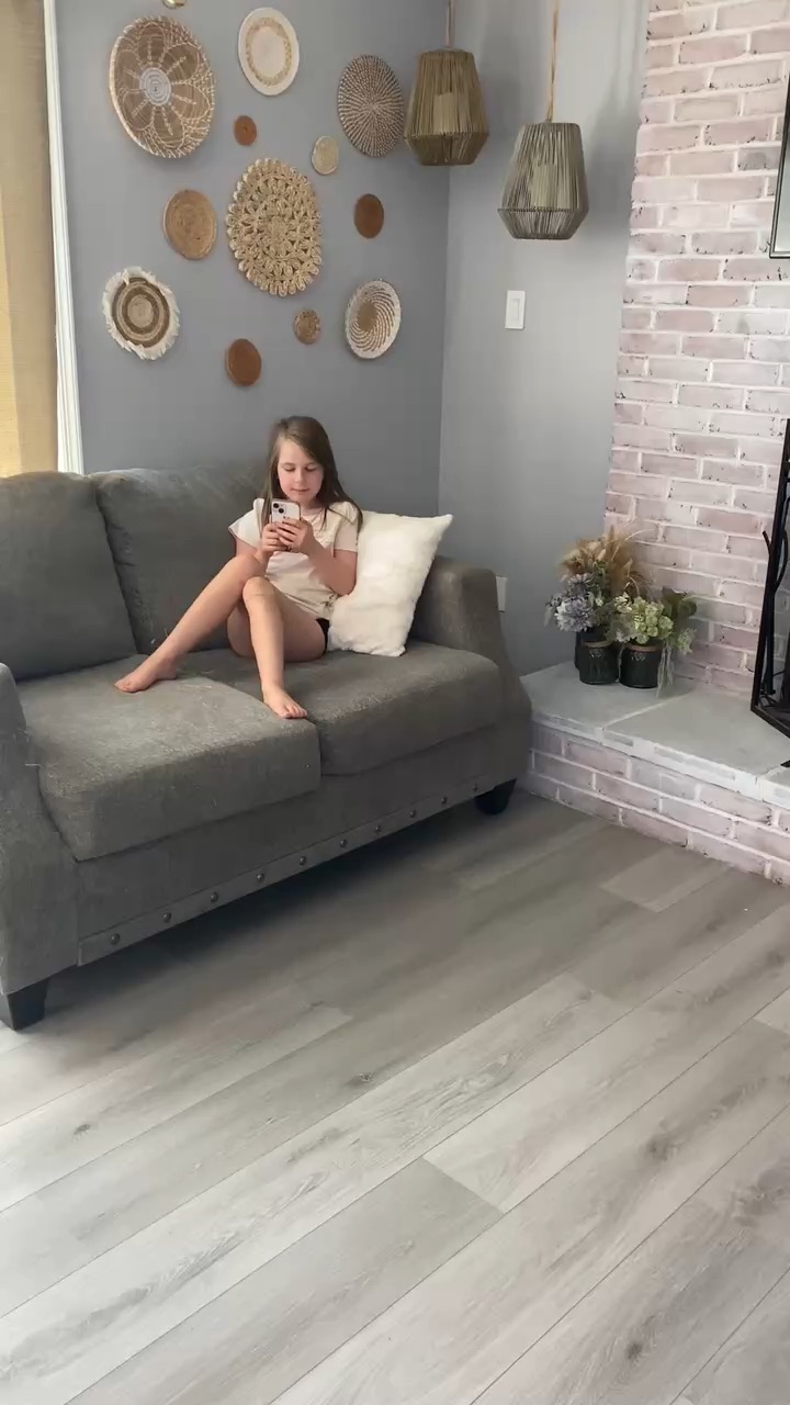 Mia unboxing