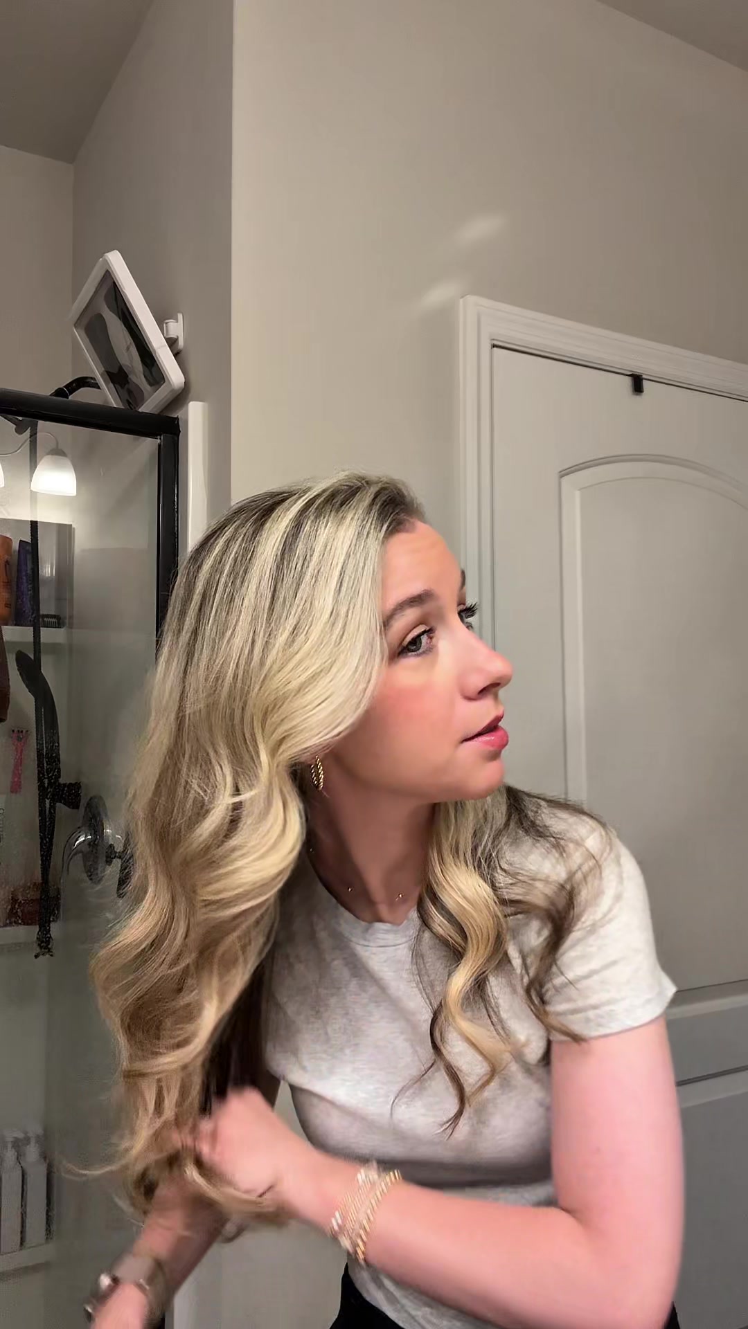 Okayyy I get the hype now 👏🏻 I’m genuinely so impressed with how easy this was to use AND how my curls turned out �...
