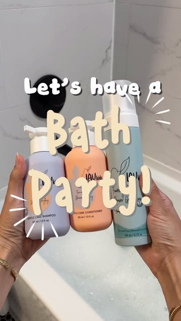 A bath ain’t a party with @lavkids_skincare 🫧🧼 The kids had so much fun, the ingredients are clean, and they smell...