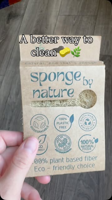 Cleaning products that don’t leave me wondering what I’m bringing into my home 🤍🌿 Sponge by Nature is 100% natural,...