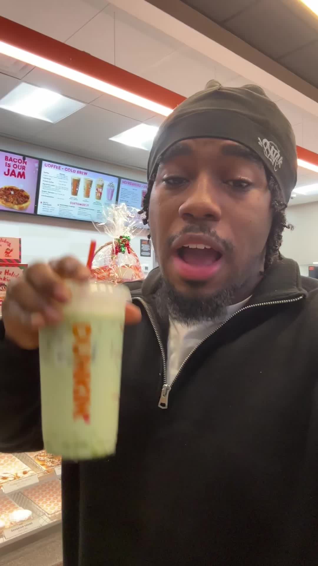 Since I put on the zip and started drinking Dunkin’ matcha everything’s been going my way #dunkinpartner #quarterzip...