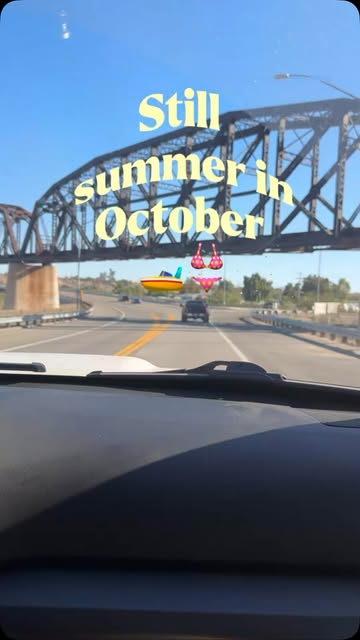 #ugc #centurion #ultraboats #parkeraz #riverrat It's October and still 104° 🥵 Taking fall activities to the river be...