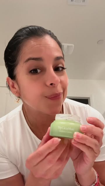 Skincare that truly calms my skin ✨ I’ve been using the Elravie Defence Cream and I love how soothing and lightweight...