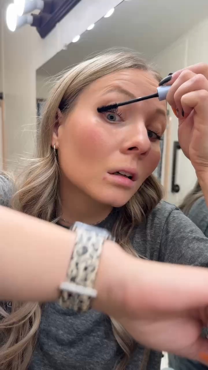 Lash buddy