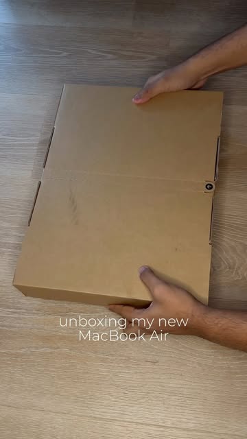 Unboxing my new MacBook Air #unboxing #microcreators #ugc #ugccontentcreator @apple