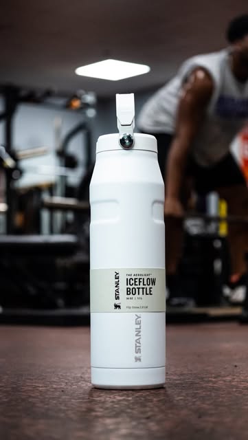 Training this offseason has been exciting for me, But being able to hydrate with the @stanley_brand 36 OZ IceFlow Bot...