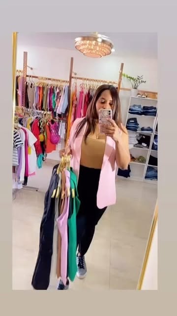 Nueva chaqueta vest $1350 Body cuadrado $500 Puedes ordenar aquí ⬇️ 📲809-442-2390/809-318-0103 🚚Envío a todas las p...