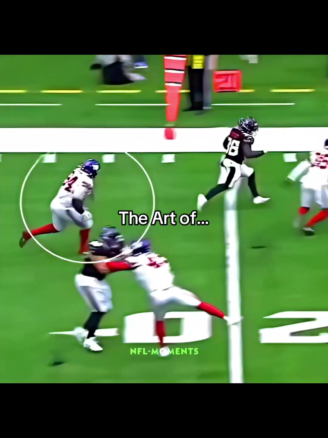 No one could run faster than a big guy get the ball.#nfl #TikTokCampaign #football