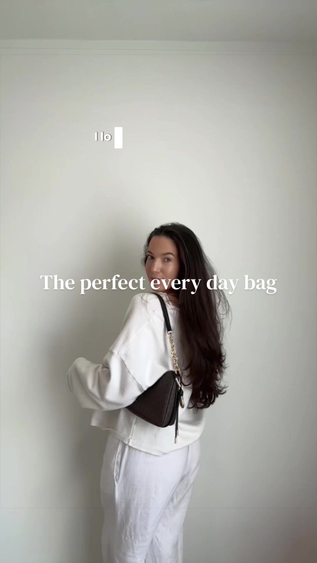 #ad The perfect everyday bag 🤎 #mkpartner #michaelkors #ad @Michael Kors