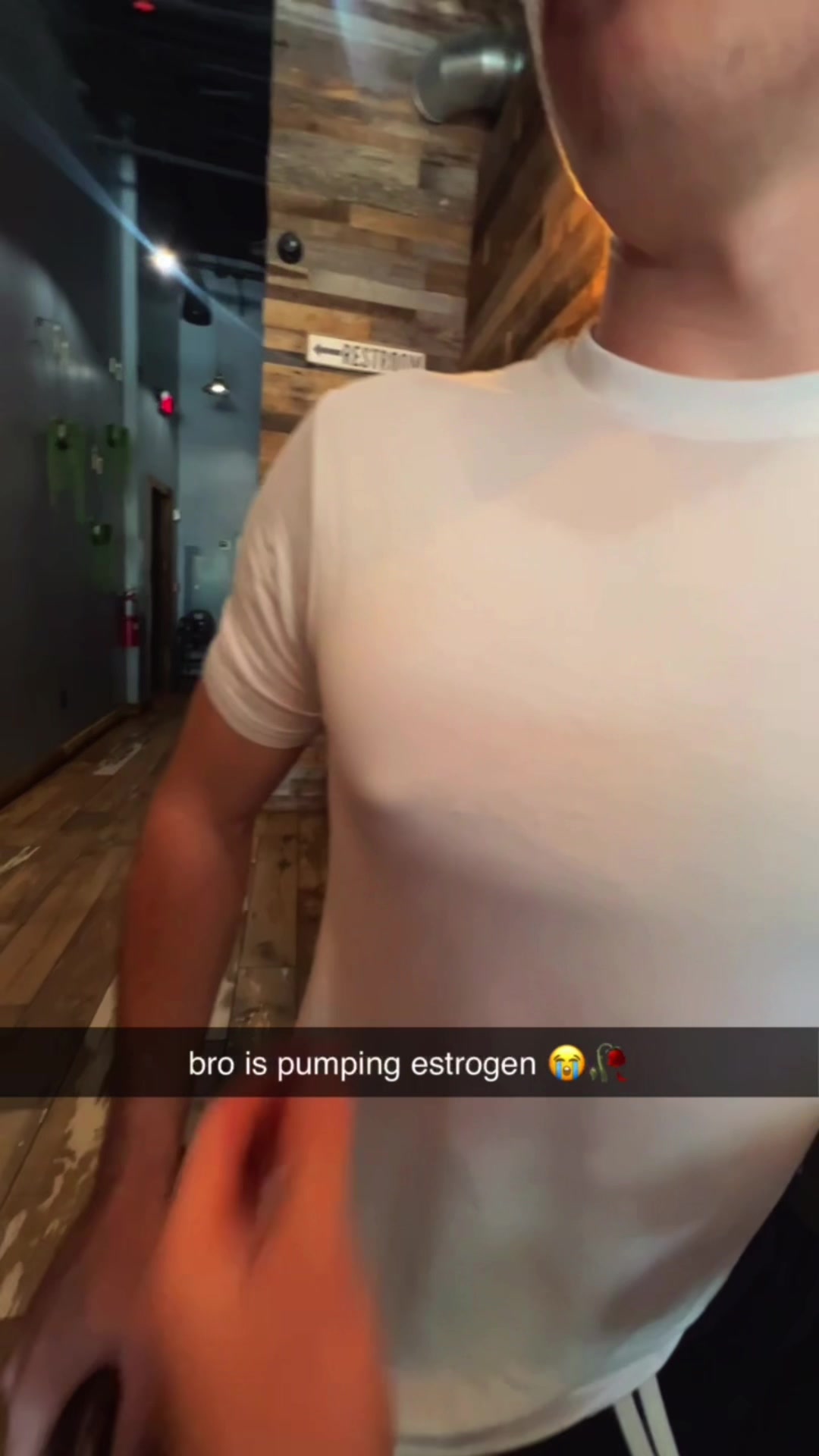 bro really called me out in public 🙄 #gyno #gynocomastia #insecure #gynoacceptancemovement #ekkobeater