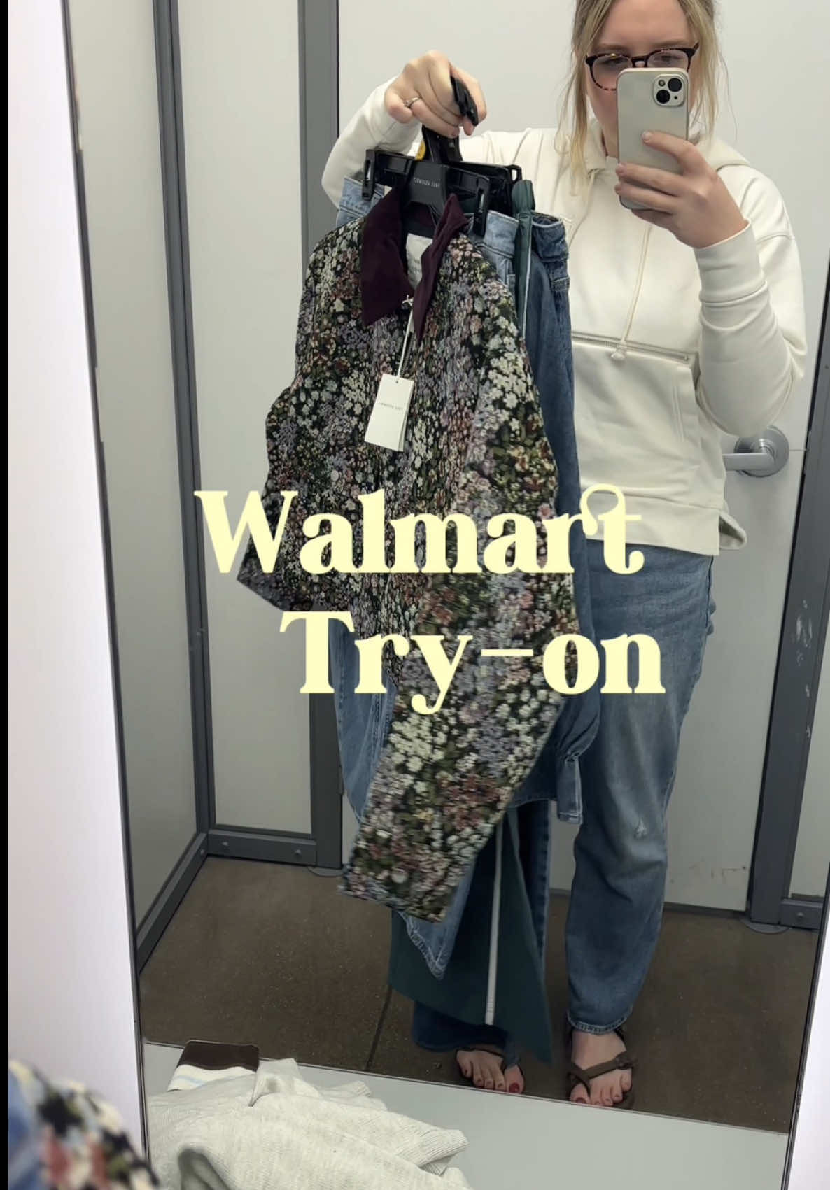 Surprisingly loved the floral jacket but not a barrel jeans fan (at least not this pair) #walmartfinds #fall #tryon