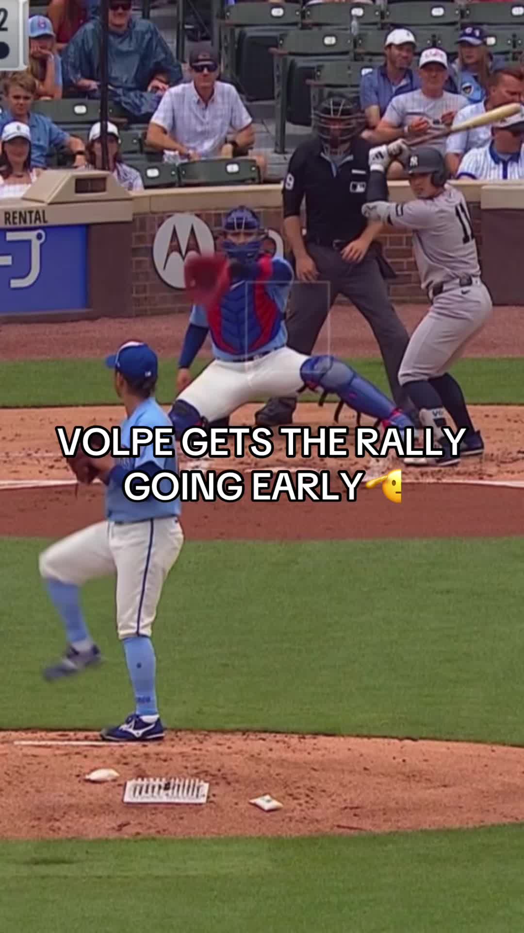 This dude can’t be stopped 🫩 #yankees #newyorkyankees #baseball #volpe #mlb