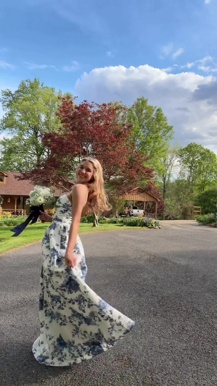 prom!!!! #prom #senioryear #cinderella #disney #wlw