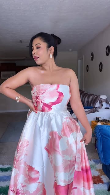 Dress to @express ..Each one is flattering, comfortable, and looks far more expensive than it is. Express is official...