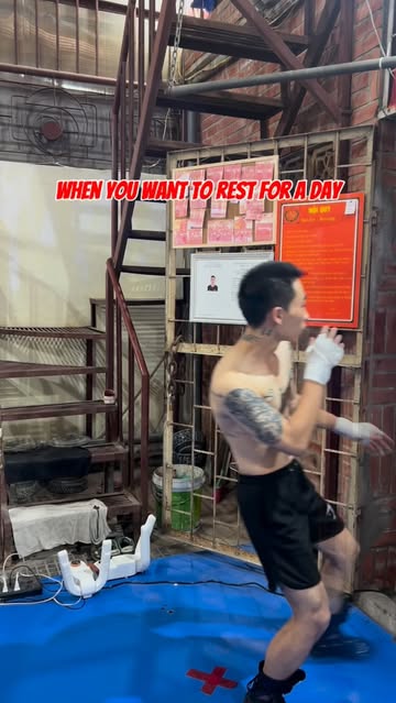 “When you want to rest for a day…” But technique, slips, counters, and that never-ending tank say “nah” 😭🥊 My body...