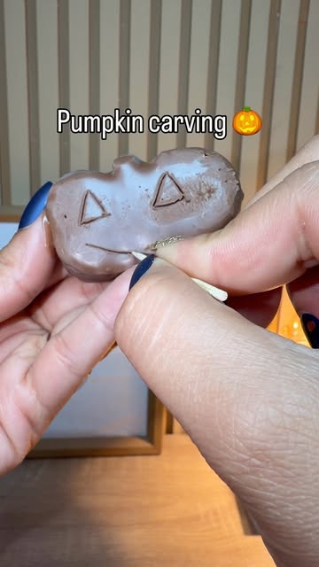Pumpkin carving... wait, it’s melting! 🫠🎃 @reeses #reeses #pumkin