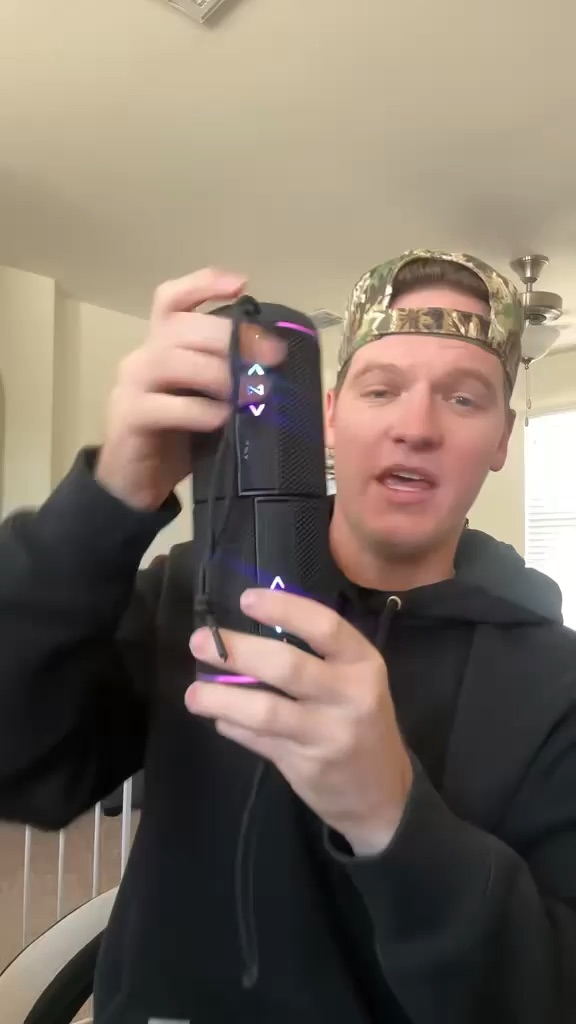 Split design speaker