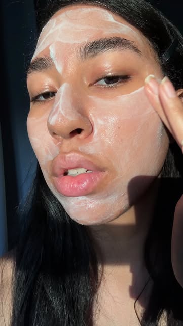 It’s skin shedding season! . ݁₊ ⊹ . ݁ ⟡ ݁ . ⊹ ₊ ݁. . . . . . . . #ugccreator #skincare #skingoals #kbeauty #contentcr...