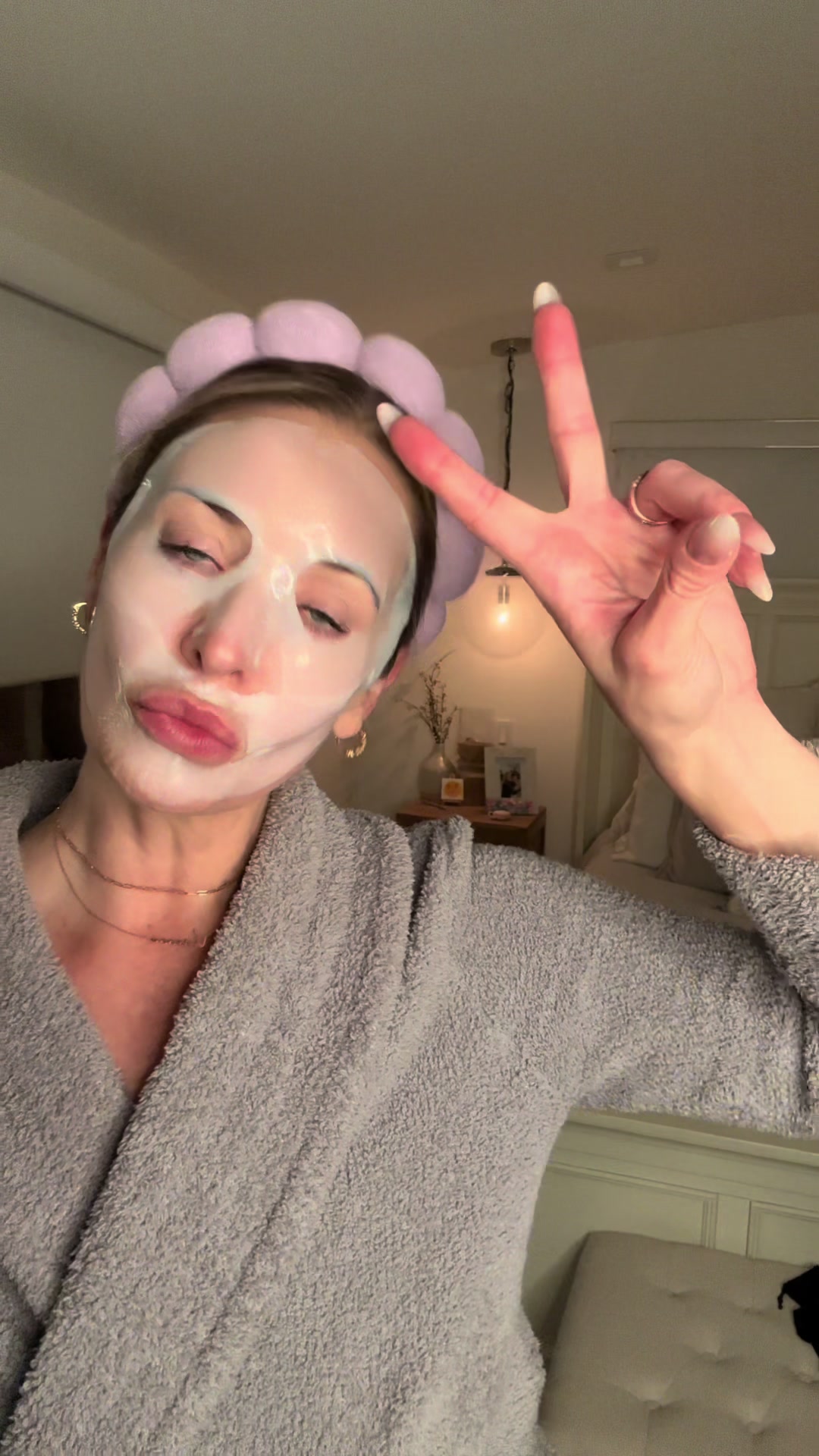 If I could rub butter on my face, I would 🧈 For now, @medicube_official will suffice💖 #skincareproducts #medicubesk...