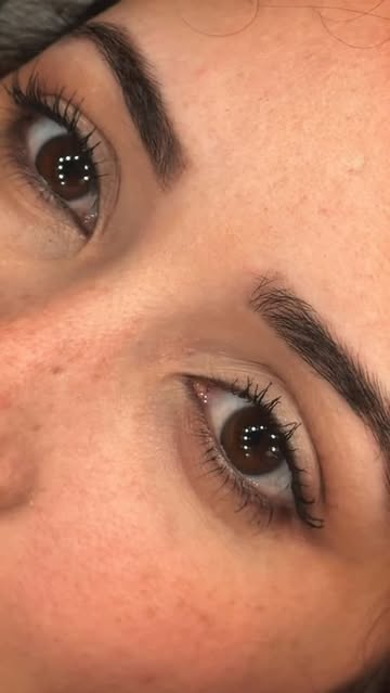 No esperaba que una máscara de $8 me sorprendiera tanto… 👀✨ La diferencia entre un ojo y otro habla por sí sola. Me...