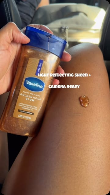 My checked bag isn’t zipping closed without this... 🧳 @vaselinebrand #travel #skin #beauty #contentcreator🥰 #vaseline