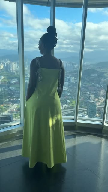 When the world gets too noisy, pause and listen to yourself ❤️&💡 #healingjourney