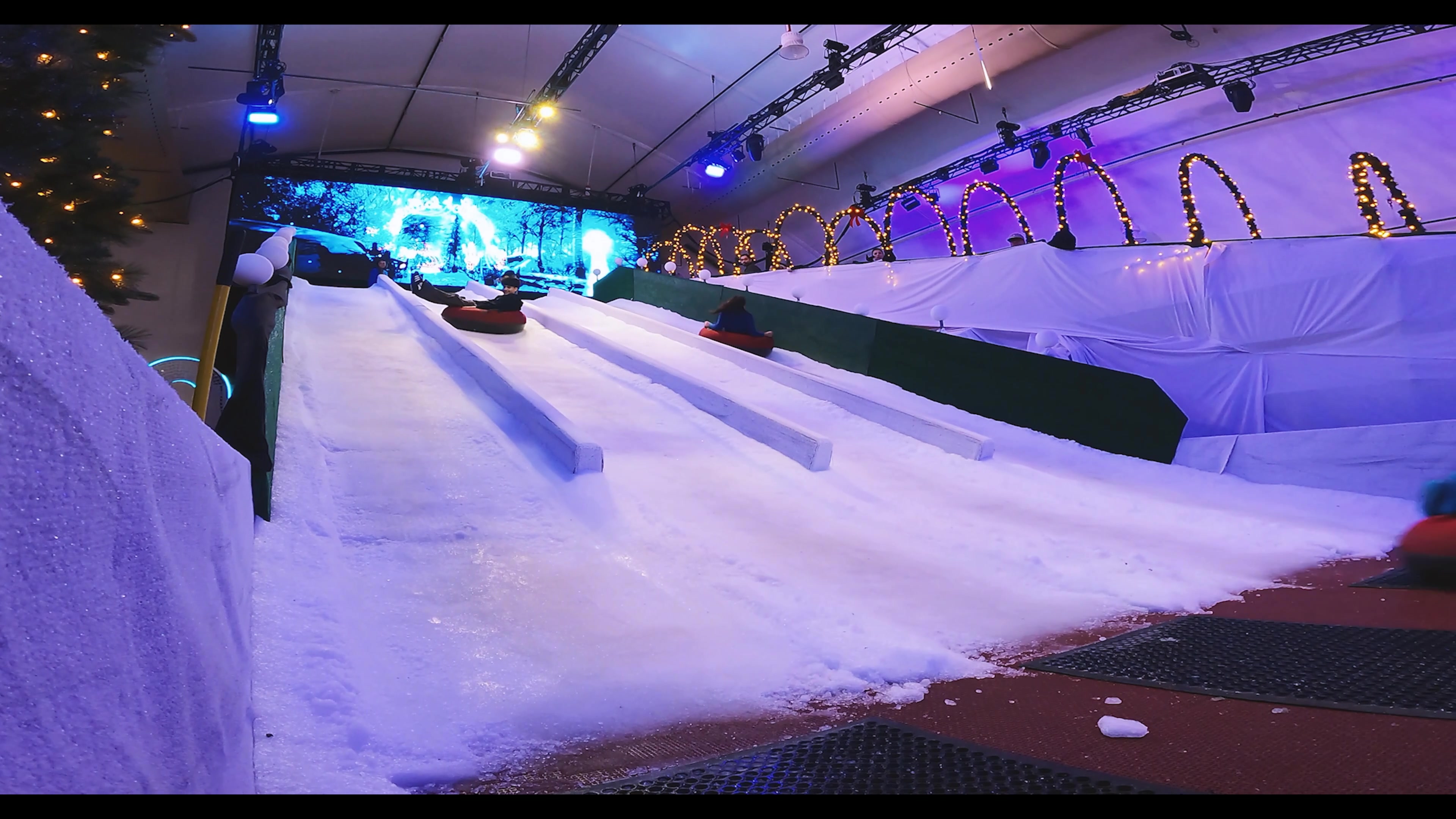 At the @mresortspacasino in winter you can play in the snow presented by Snowmagic Inc from , #snowtubing #carossel #...