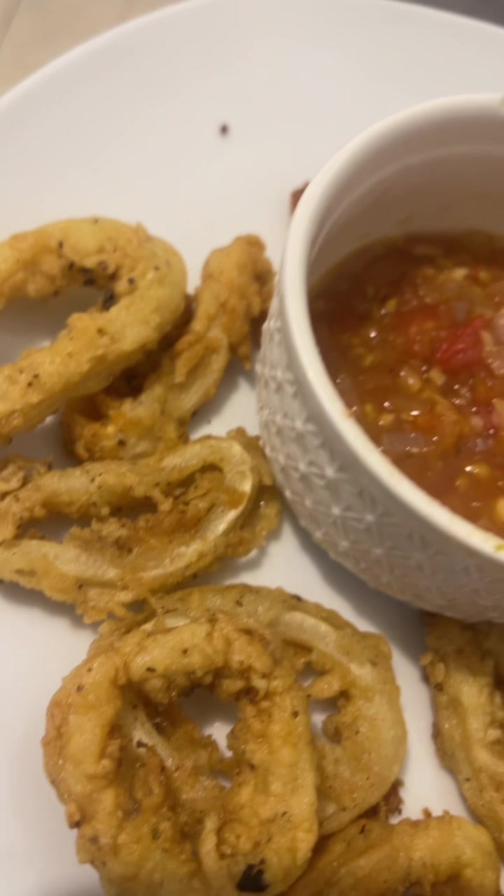 Calamar 🦑 frito #gusto #calamarfrito#cocina