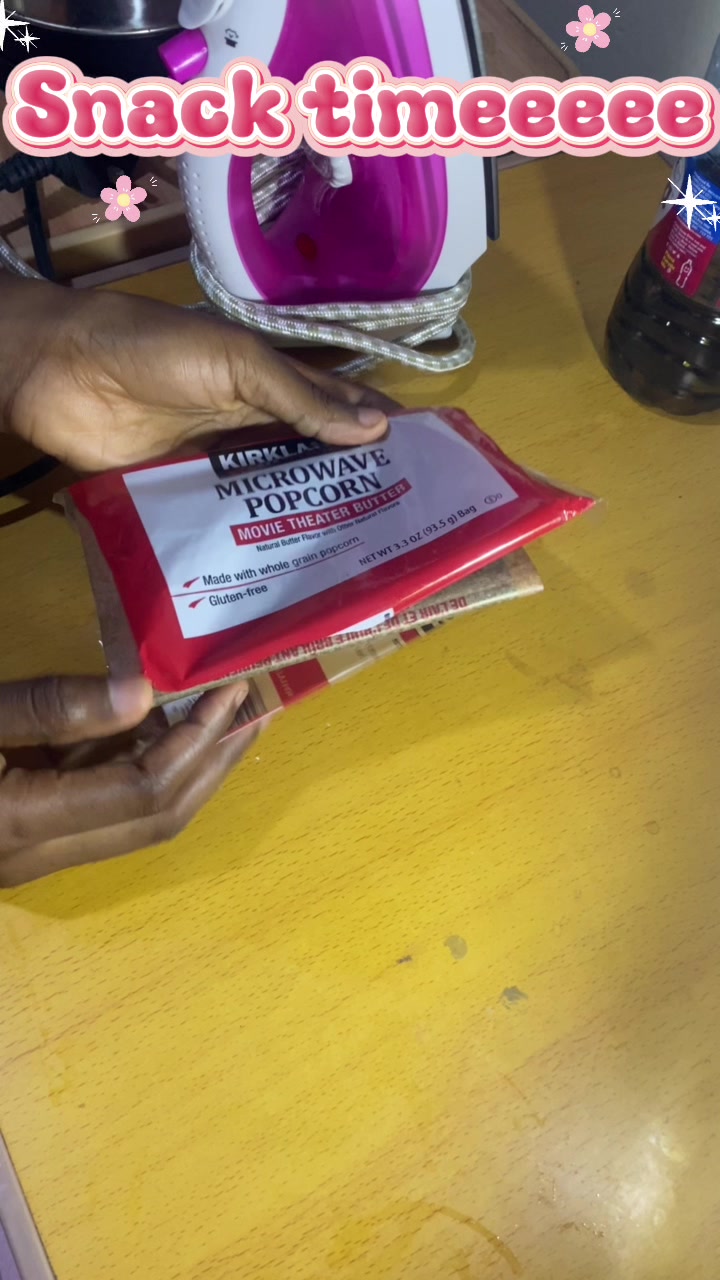 Just 5 minutes in the microwave and it’s ready , the smell when I opened the bag was everything 🤤 Would you try this...