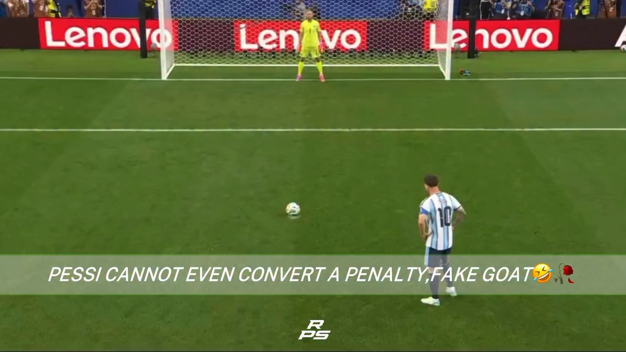 Messi showing levels to the game
