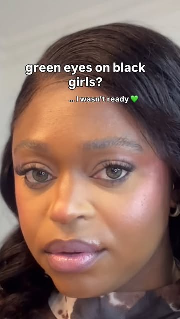 I used to think green contacts weren’t made for girls like me 👁️💚 But the way these melt into brown skin?? I actual...