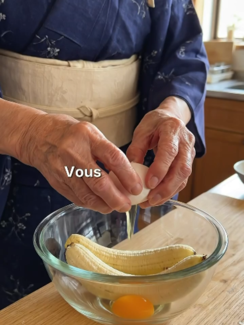 🍌🍯 Un délicieux gâteau à la banane et au miel fait maison ! 😍 Une recette simple, gourmande et pleine d'amour ❤️ Q...