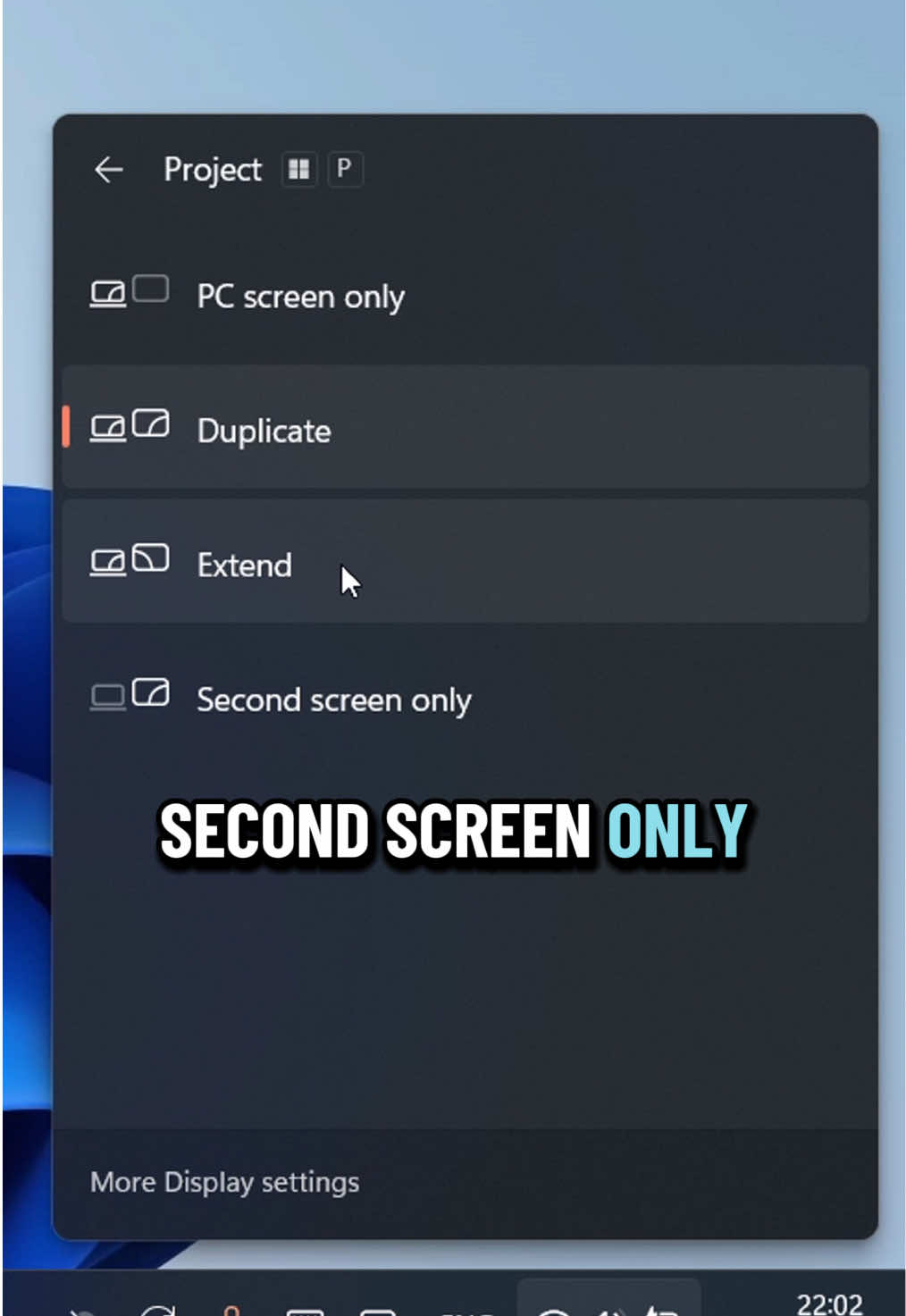 How to use two Screens in your Computer 🖥️😳 #techtips #pctipct #setupgaming #worksmarter #Tipsandtricks