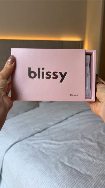 Beauty sleep, but make it silky 💗 My @blissybrand silk pillowcase feels incredibly soft and luxurious while helping...