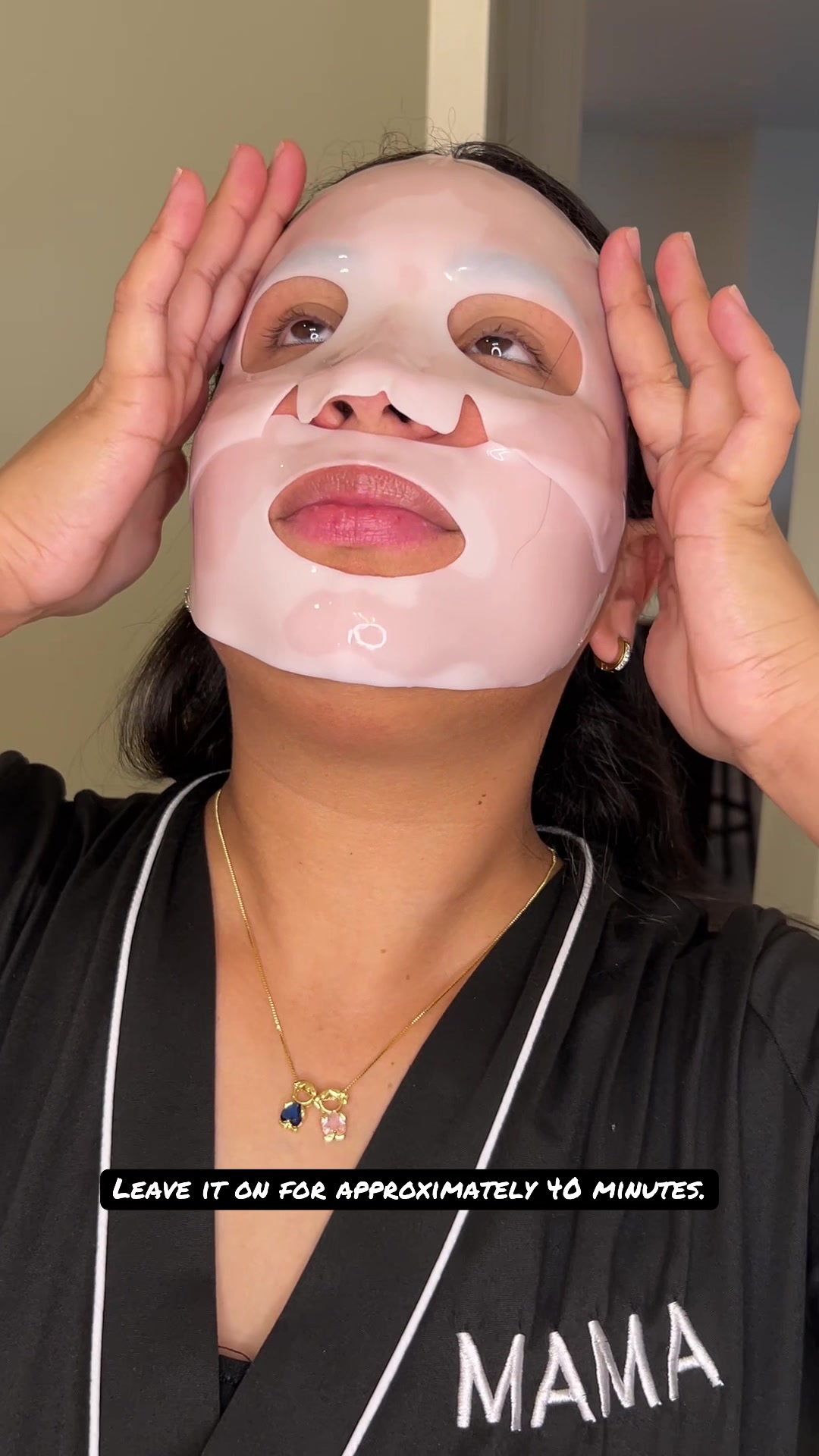 A little moment of self-care for my skin 🤍✨ Trying out the Arocell Super Collagen Mask 2.0 💧🧖🏻‍♀️ Hydrated, soft,...