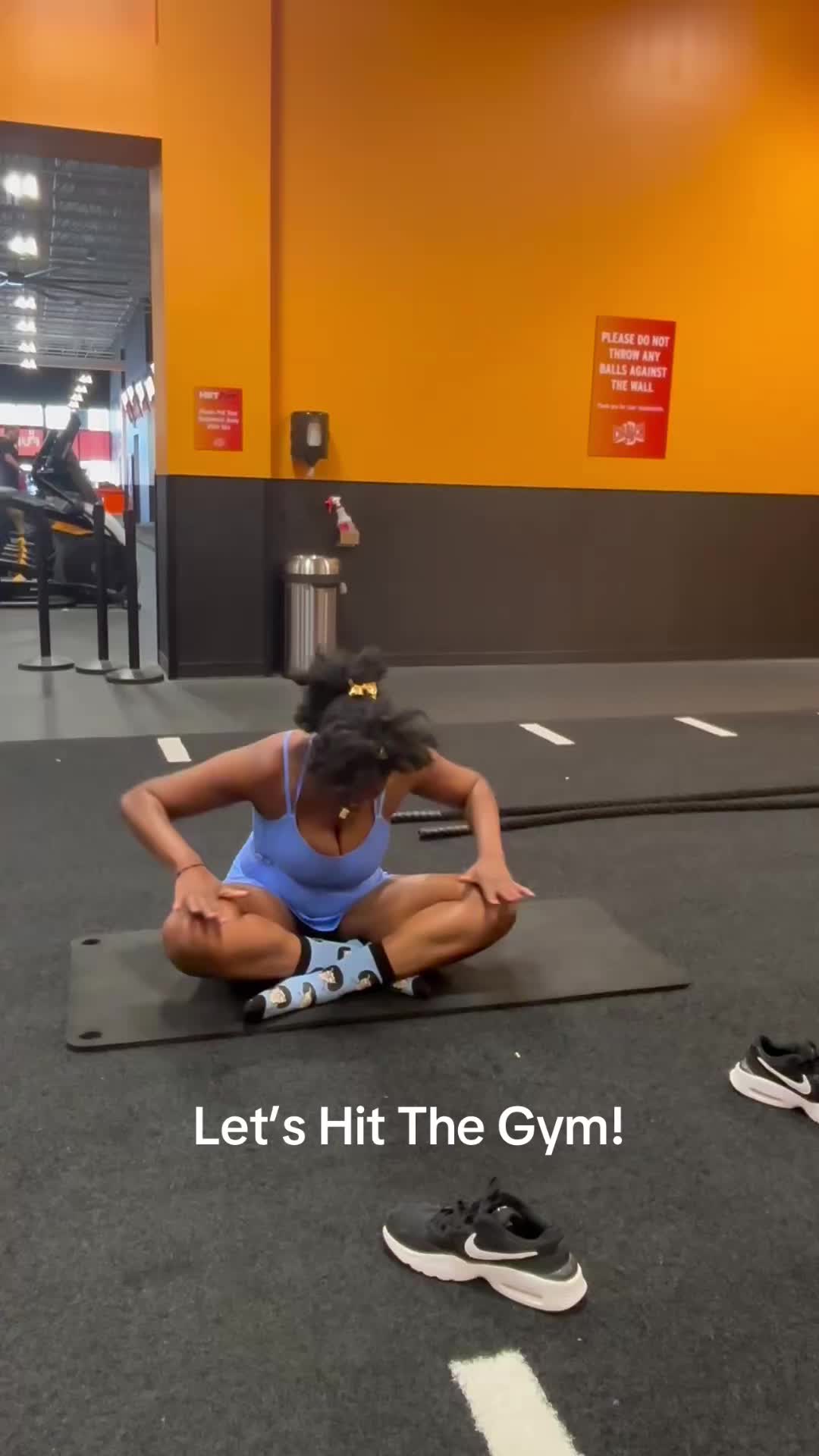 1 Hour A Day Will Keep The Insanity Away 💪🏾 #gymgirlthings #workoutfit #crunchfitness #fullbodyworkout #gymlife