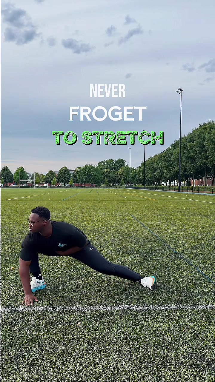 PLEASE 🤸🏾 YALL!!!💪🏾 #fyp #godblessjoshua #everythingiscontent #whynot #dynamicstretching