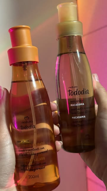 Publi| POV: cada body splash desbloqueia uma personalidade diferente. ✨ Eu? Não tenho uma favorita… tenho duas person...